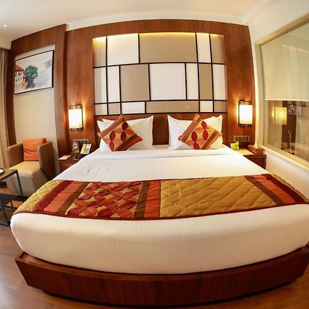 Hotel Span International Kochi Екстериор снимка