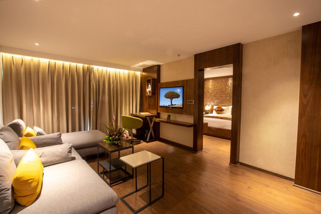 Hotel Span International Kochi Екстериор снимка