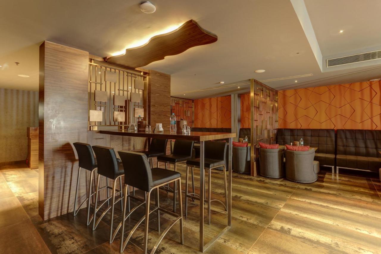 Hotel Span International Kochi Екстериор снимка